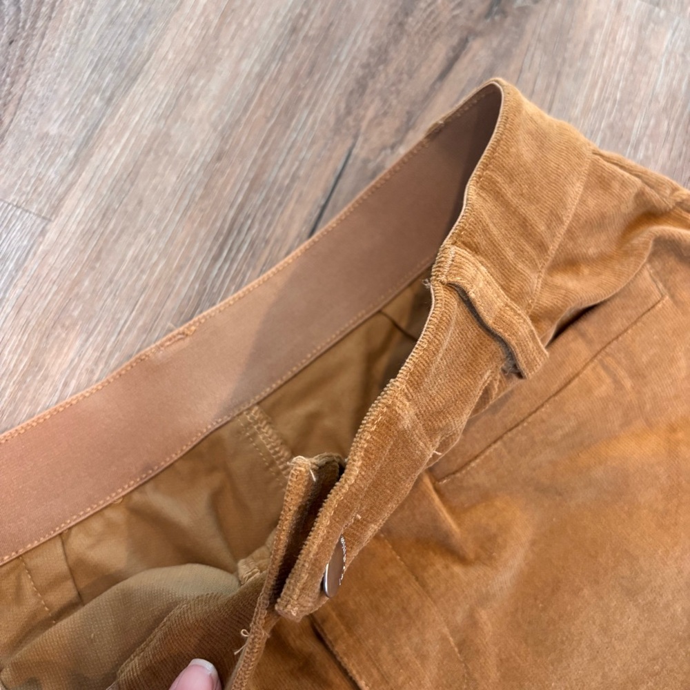 Luvamia Skirt • Small - Picture 6 of 9